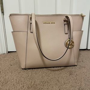 Michael Kors Tote